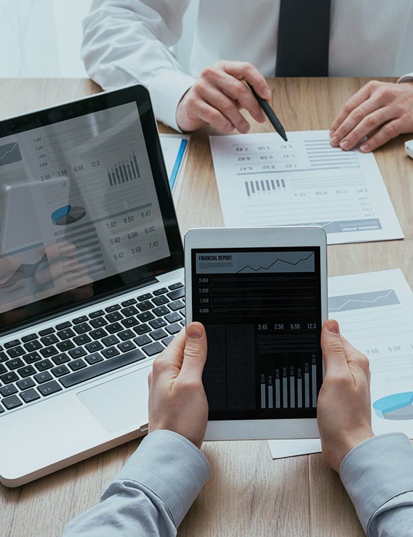 طرح های مدرن و خلاقانه | گروه ققنوس | طراحی سایت حرفه‌ای، سئو و دیجیتال مارکتینگ